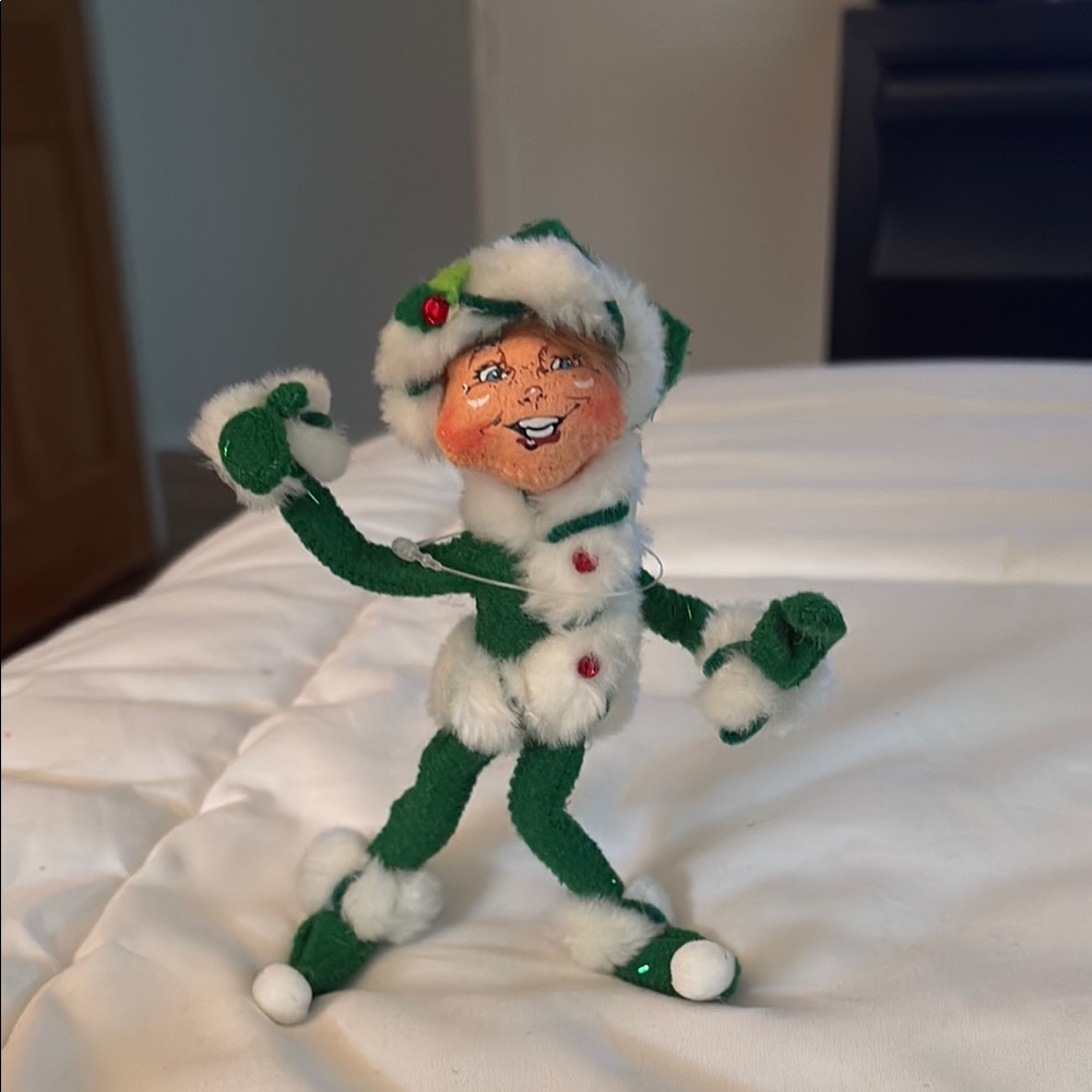 Annalee Green Elf with White Fur Trim